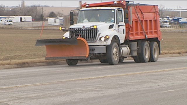 OKC Road Crews On Standby For Significant Winter Storm